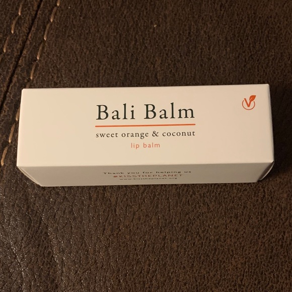 BALI BALM SWEET ORANGE & COCONUT LIP BALM - Picture 3 of 3